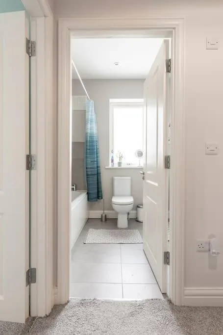 Dublin Jacuzzi Escape Apartment